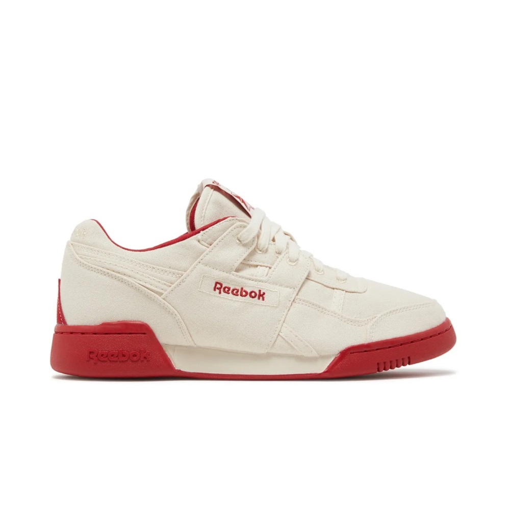 Reebok Workout Plus in Chalk Flash Red